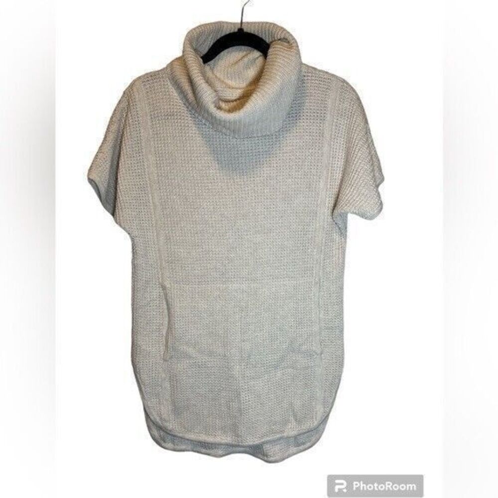 EUC UGG Selby Short‎ Sleeve Cowl Sweater Top Cream Pullover Sz S Kangaroo Pocket
